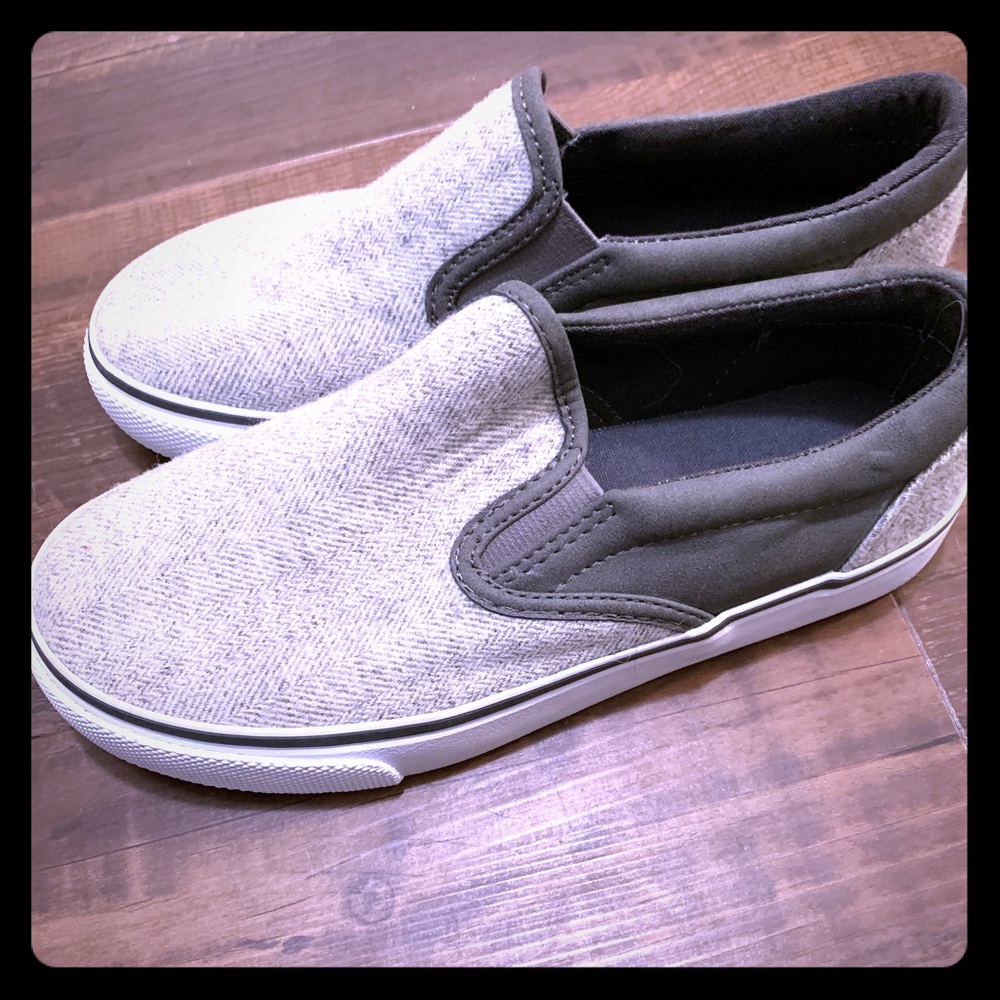 Boys Canvas Shoes